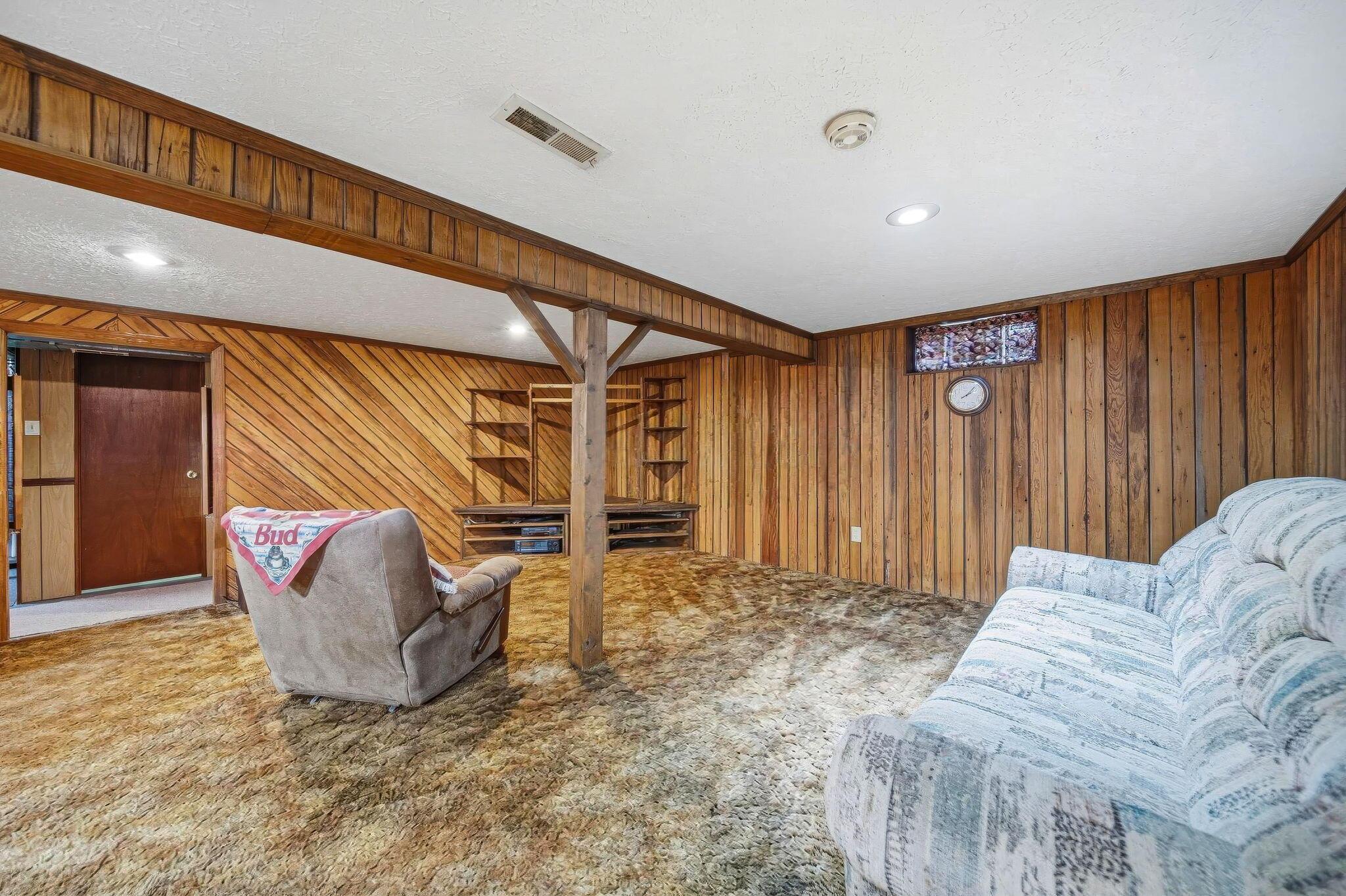 5332 Trabue Road Columbus, OH 43228 - Photo 36 of 55