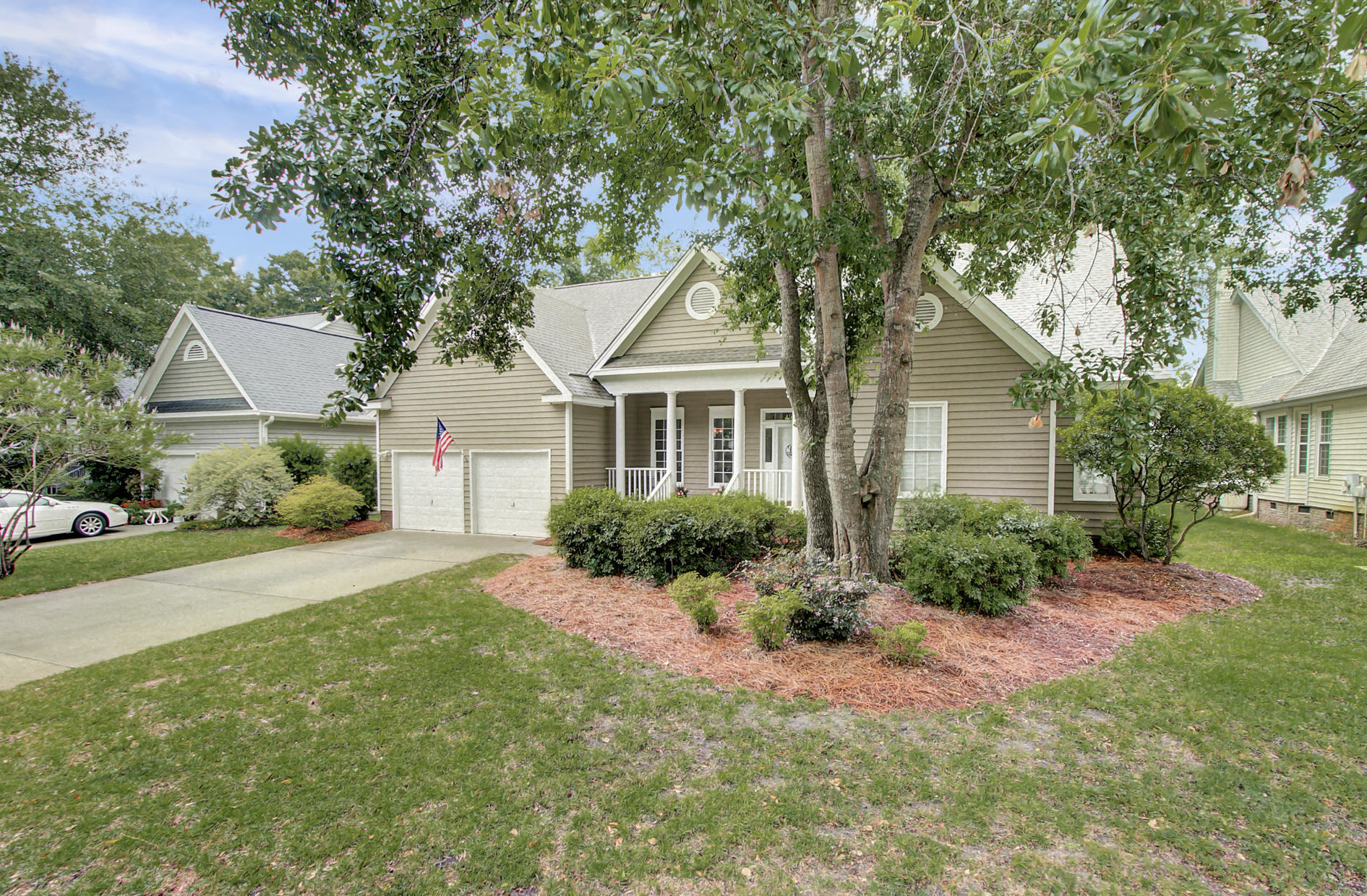 3089 Linksland Road Mount Pleasant, SC 29466 - Photo 3 of 34 Linksland front from right
