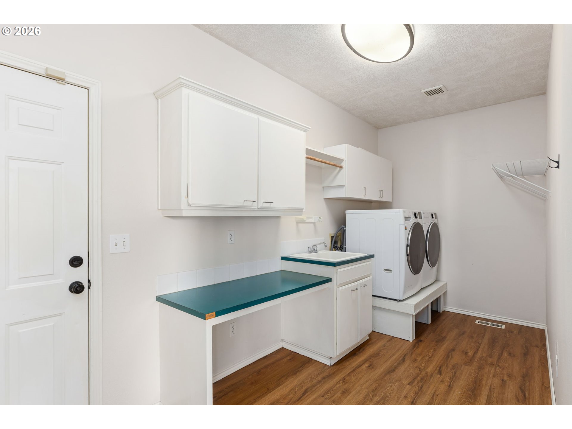 16151 Southeast Orchard View Lane Damascus, OR 97089 - Photo 18 of 38