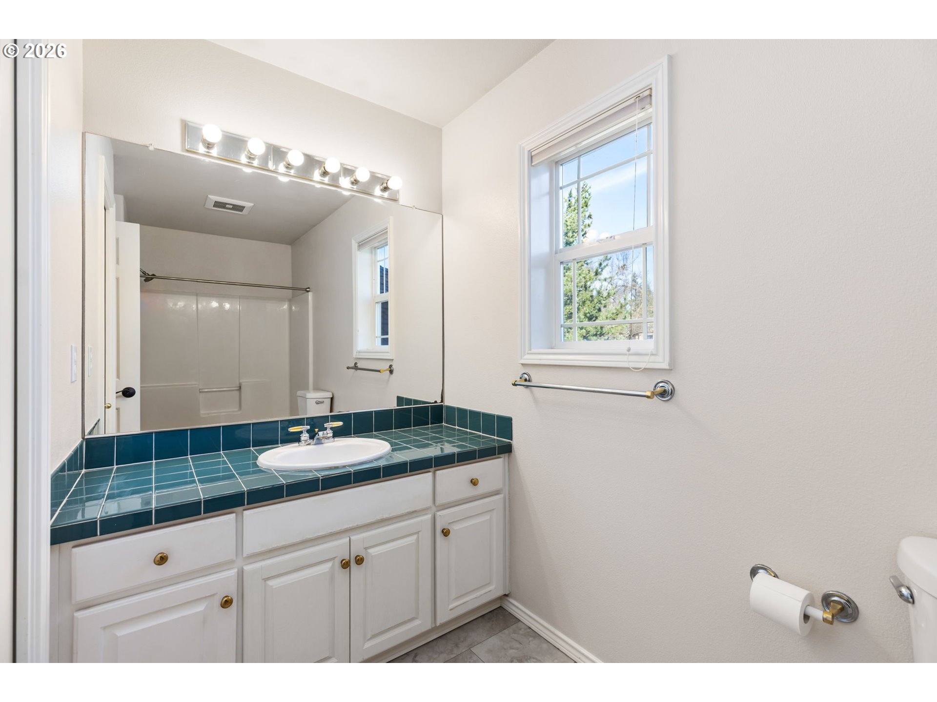 16151 Southeast Orchard View Lane Damascus, OR 97089 - Photo 27 of 38