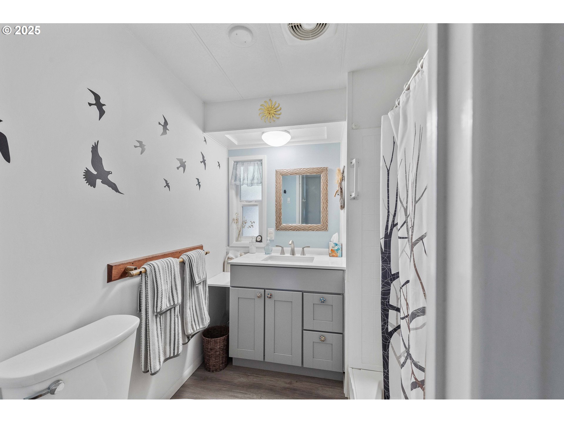 66642 East Bay Road, Unit 38 North Bend, OR 97459 - Photo 21 of 34 Bathroom