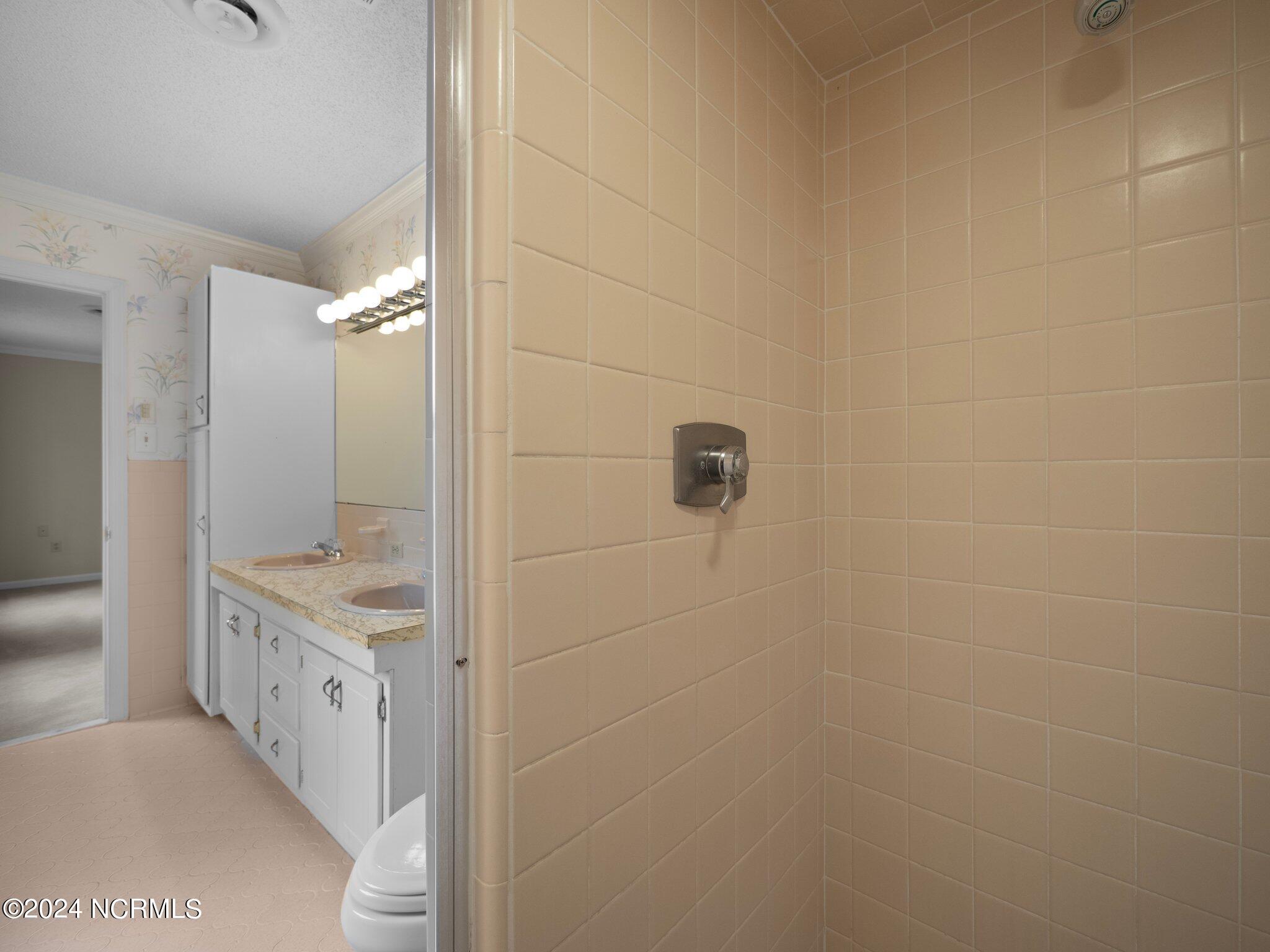 151 Brookview Drive Jacksonville, NC 28540 - Photo 30 of 43 43-web-or-mls-P2167114