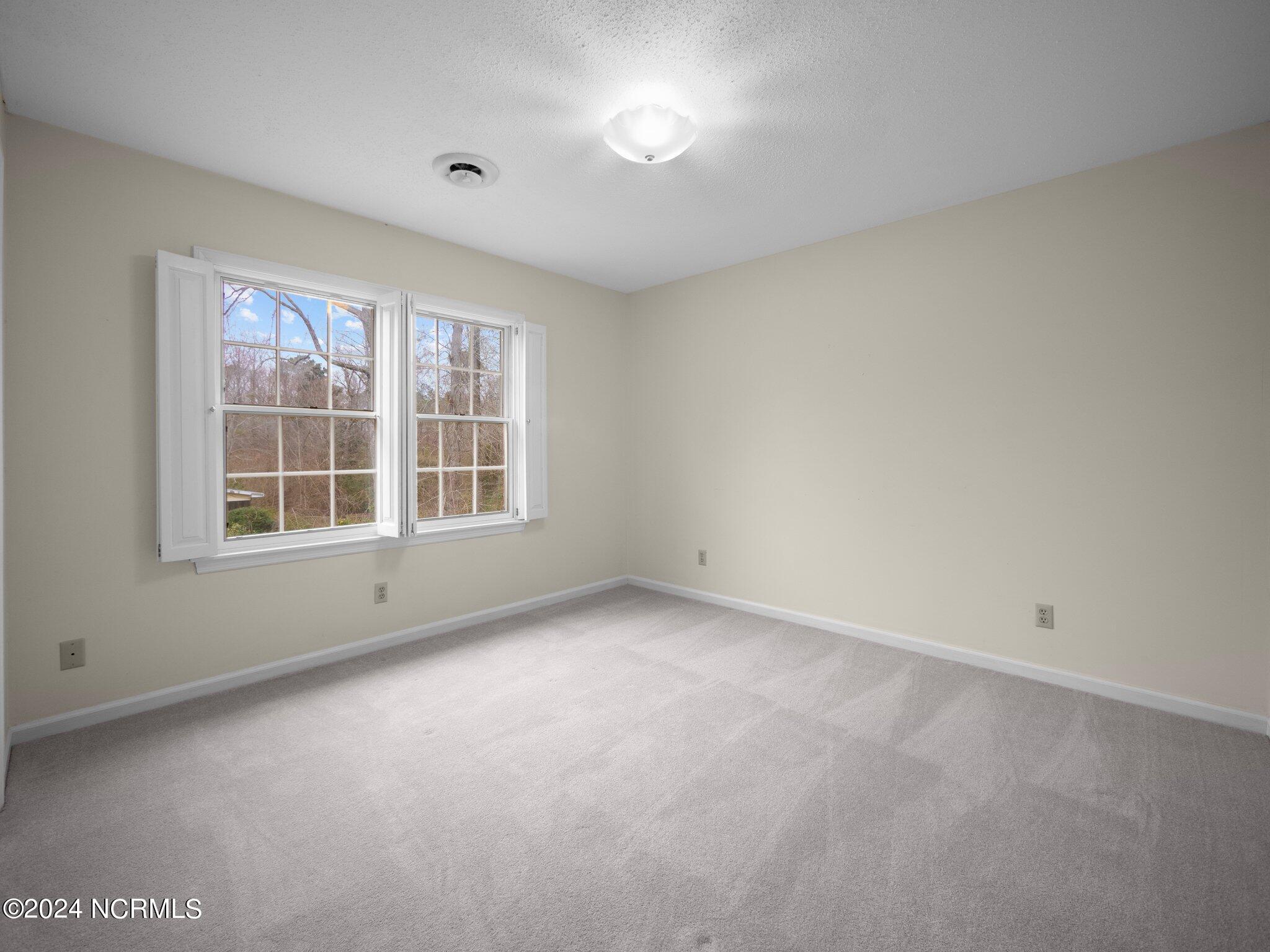 151 Brookview Drive Jacksonville, NC 28540 - Photo 33 of 43 46-web-or-mls-P2167149