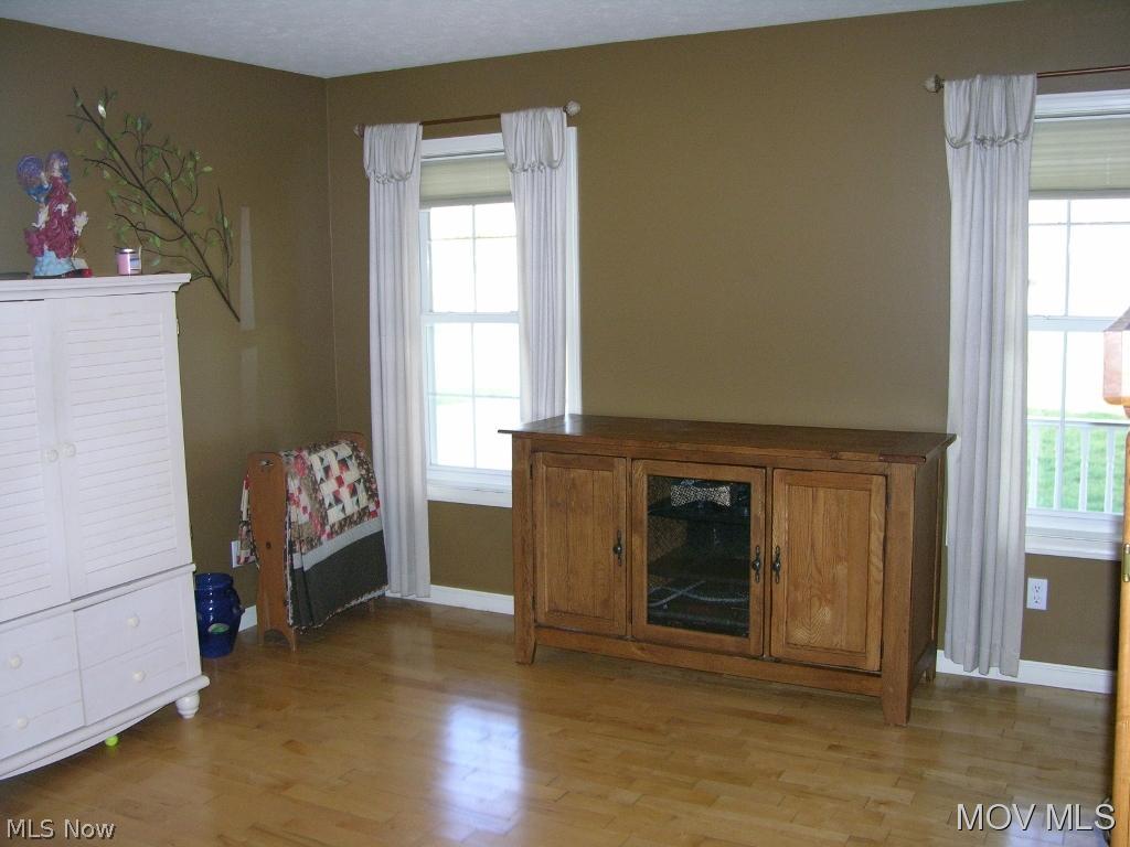 23 Low Meadow Road St. Marys, WV 26170 - Photo 5 of 19 Dining Room