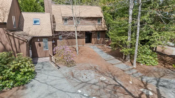 $449,014 | 14 Bay Tree Lane, Grantham, NH 03753