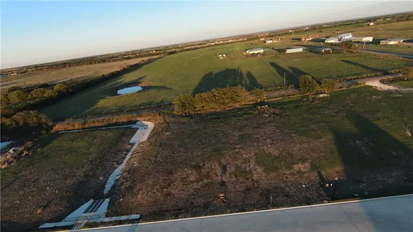 $183,000 | 136 Yellow Rose Street, Lorena, TX 76655