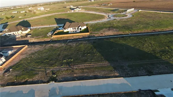 $183,000 | 136 Yellow Rose Street, Lorena, TX 76655
