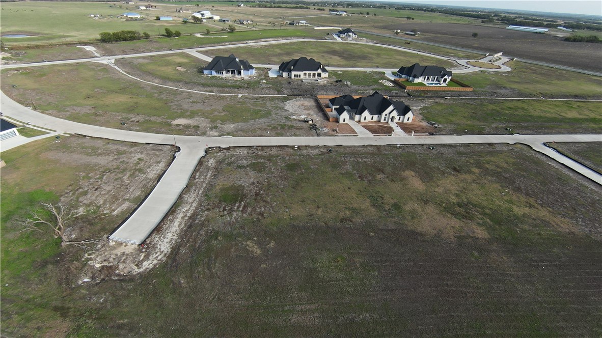 136 Yellow Rose Street Lorena, TX 76655 - Photo 4 of 39