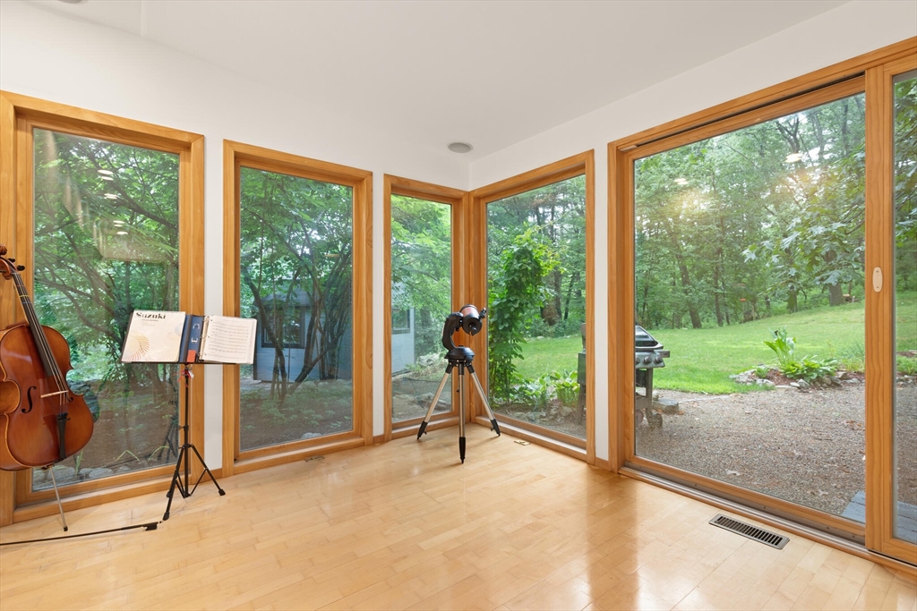 37 Alden Road Wayland, MA 01778 - Photo 19 of 42 Gallery Image 19