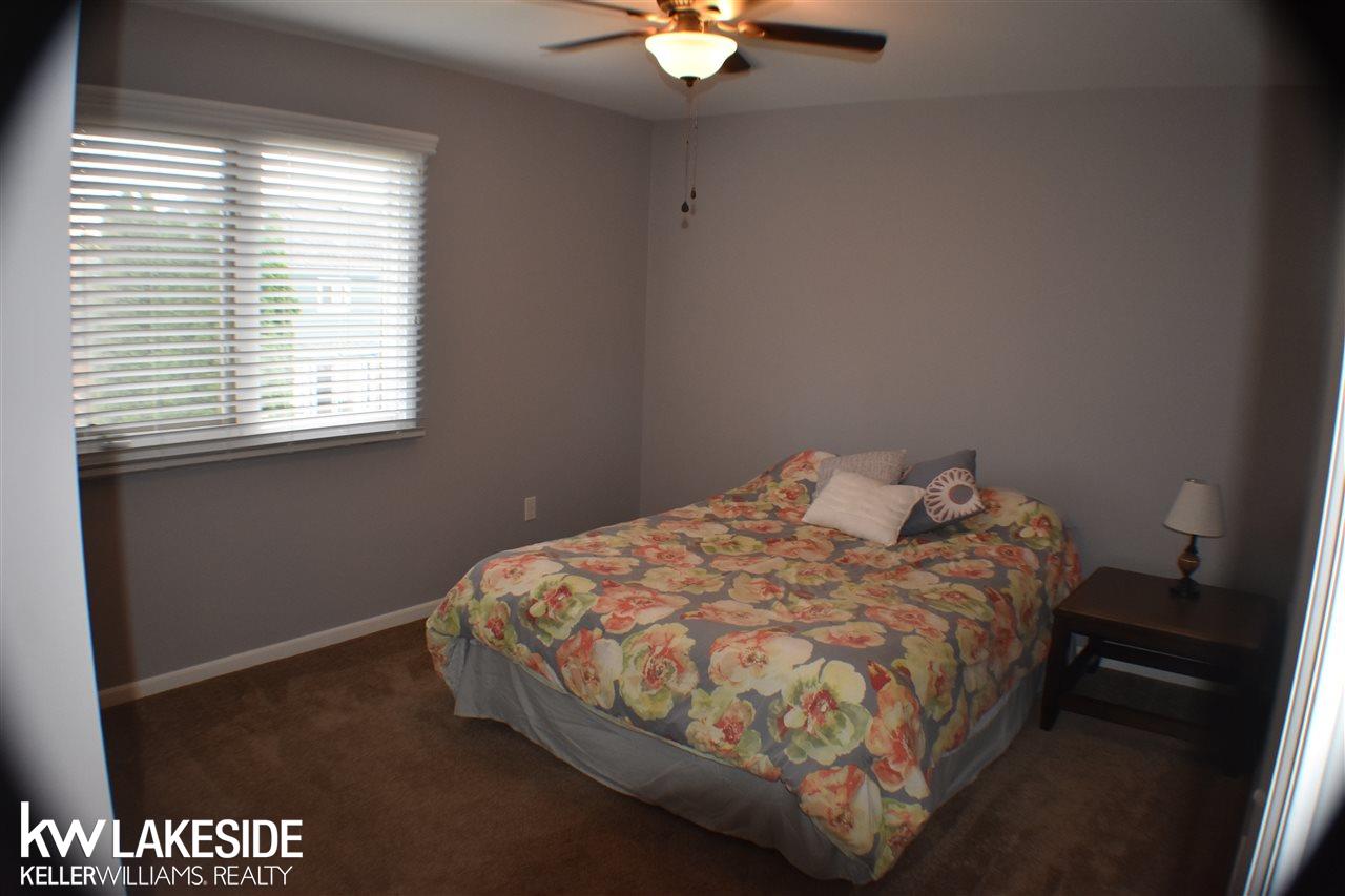 47115 Gloede Road Macomb, MI 48044 - Photo 28 of 49 31388416-28.JPG