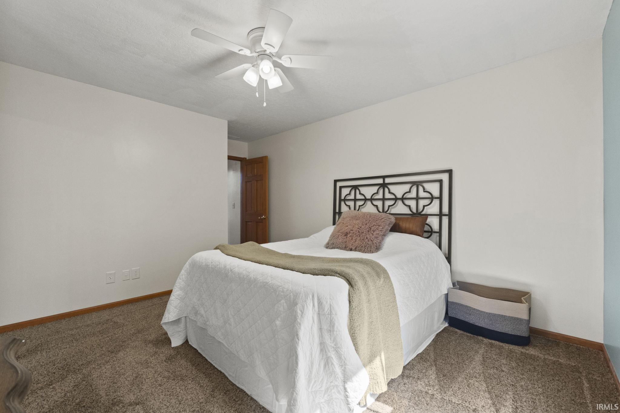 230 Van Malson Drive Warren, IN 46792 - Photo 20 of 35