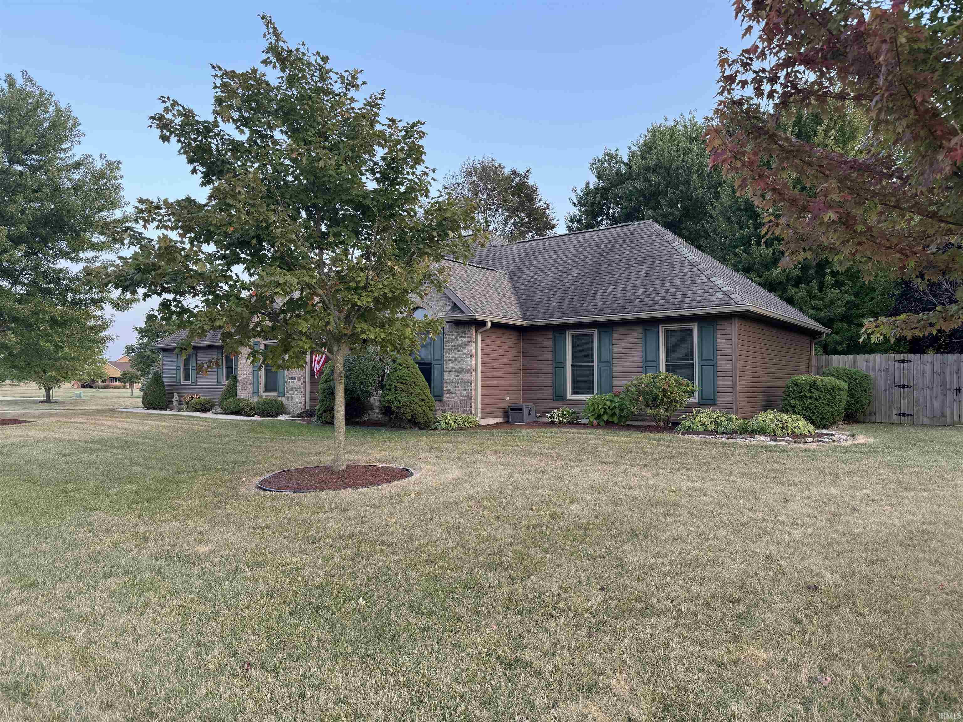 230 Van Malson Drive Warren, IN 46792 - Photo 2 of 35