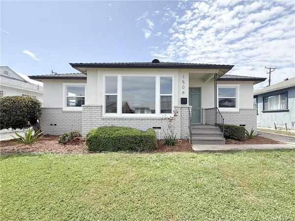 $724,900 | 1506 West Stockwell Street, Compton, CA 90222