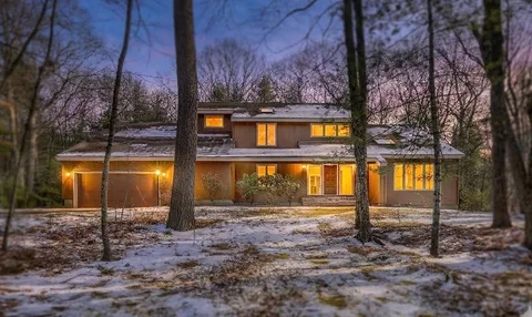 $1,859,000 | 28 Blueberry Lane, Lincoln, MA 01773