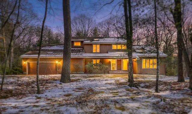 $1,859,000 | 28 Blueberry Lane, Lincoln, MA 01773