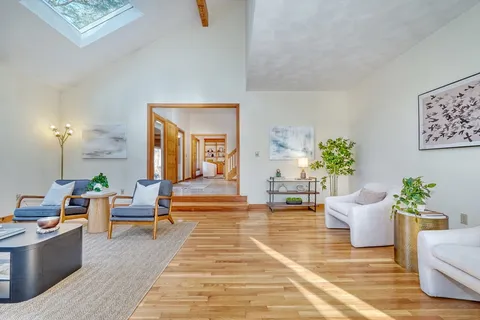 $1,859,000 | 28 Blueberry Lane, Lincoln, MA 01773