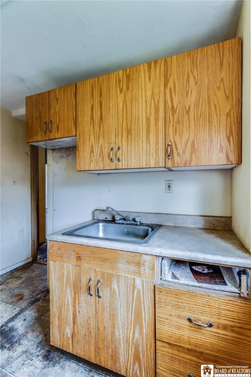 628 9th Street Niagara Falls, NY 14301 - Photo 13 of 43