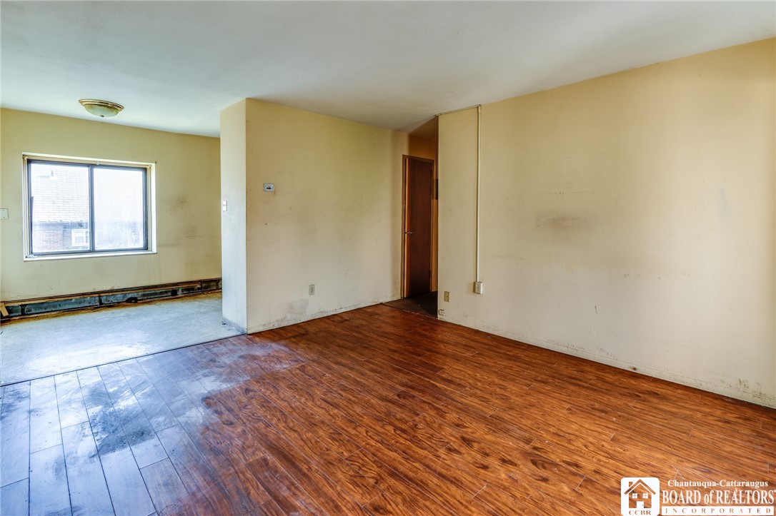 628 9th Street Niagara Falls, NY 14301 - Photo 16 of 43