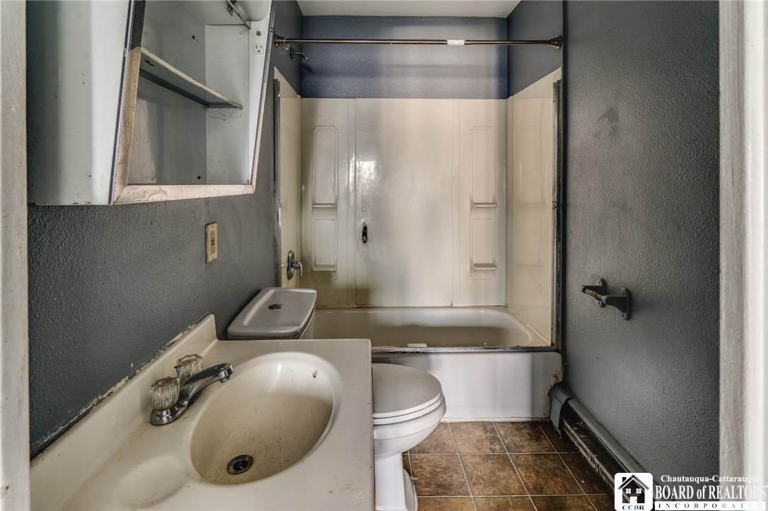 628 9th Street Niagara Falls, NY 14301 - Photo 24 of 43