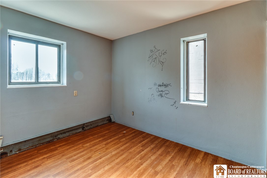 628 9th Street Niagara Falls, NY 14301 - Photo 32 of 43