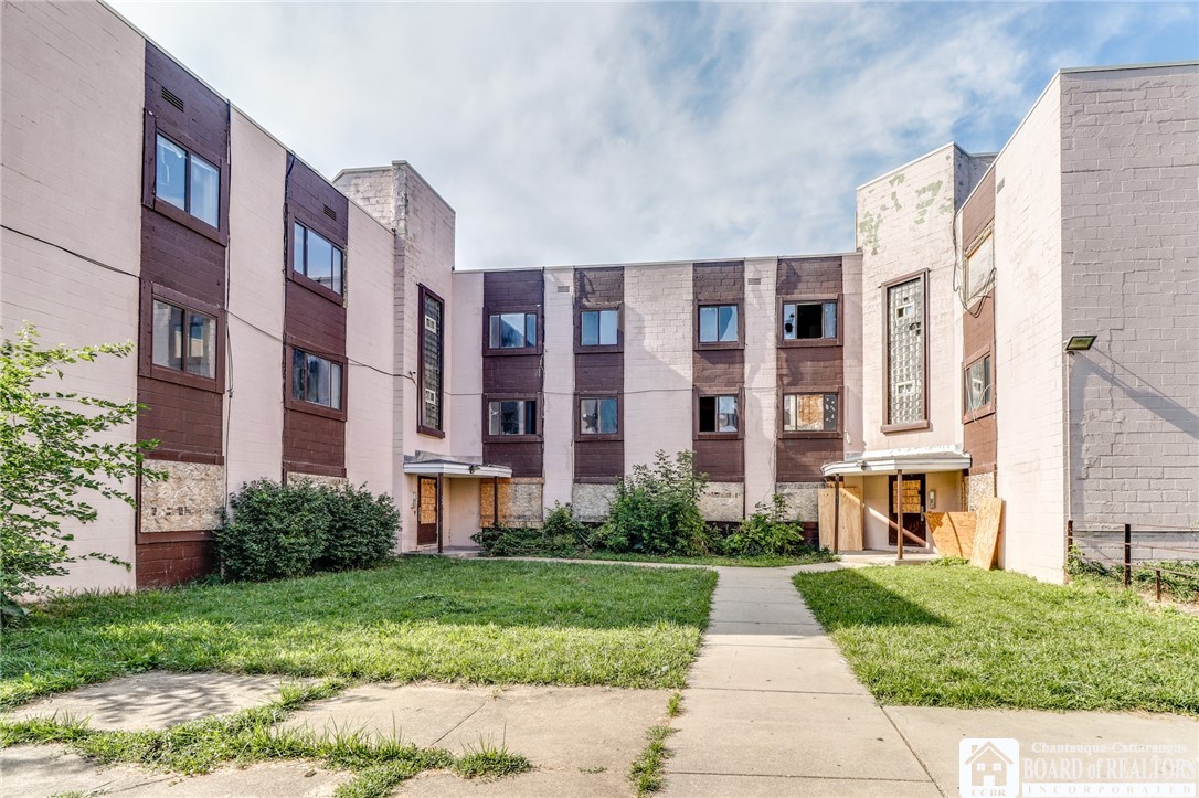 628 9th Street Niagara Falls, NY 14301 - Photo 5 of 43