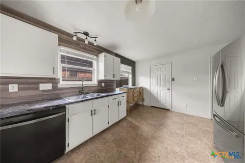 $230,000 | 3810 John Haedge Drive, Killeen, TX 76549