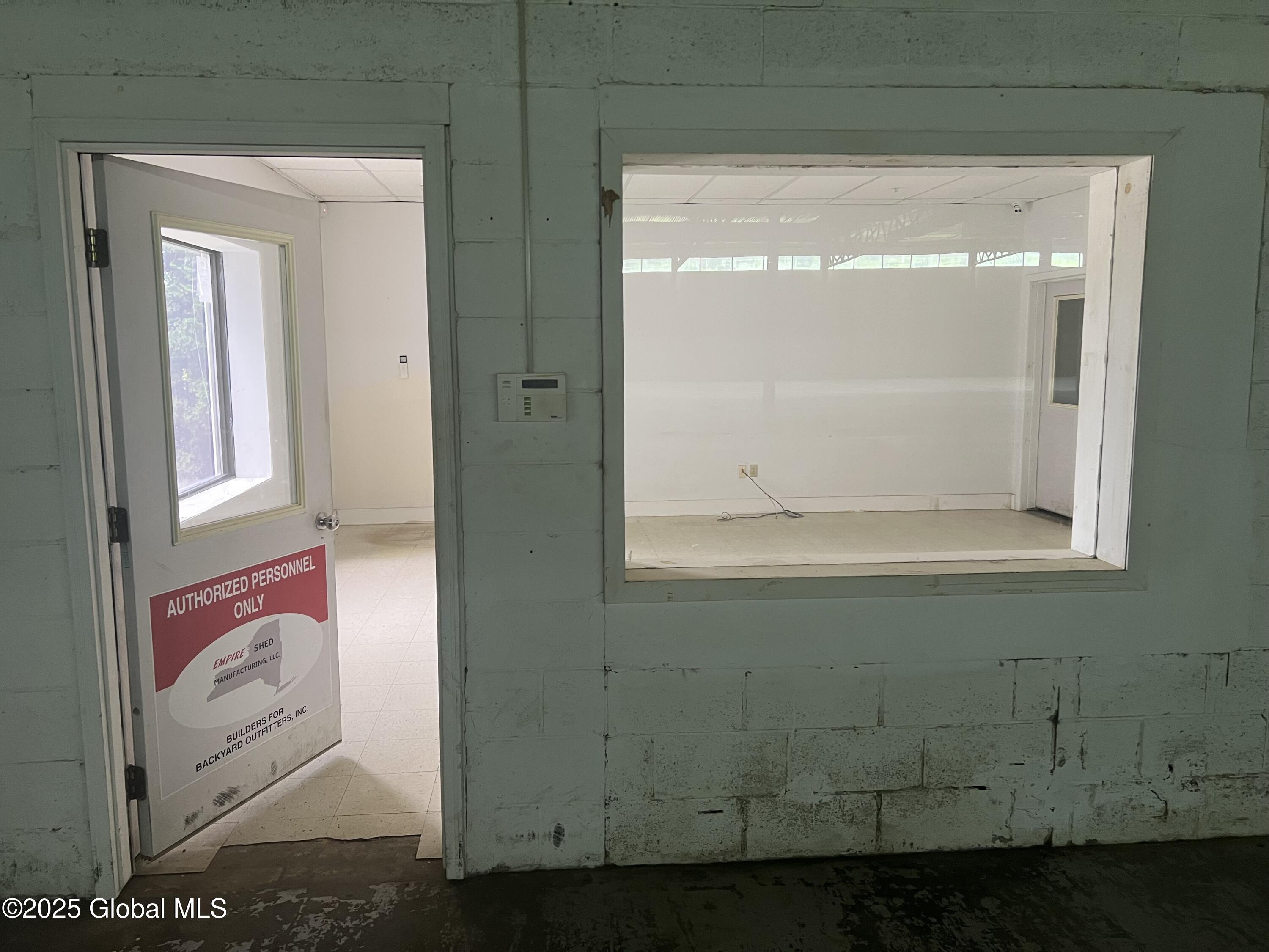 118 Aker Drive Cobleskill, NY 12043 - Photo 9 of 39 IMG_2021