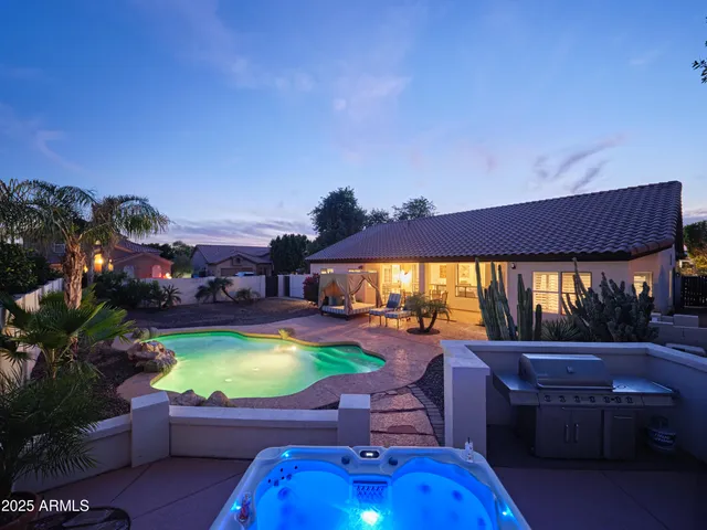 $6,995 | 17237 North 52nd Street, Scottsdale, AZ 85254