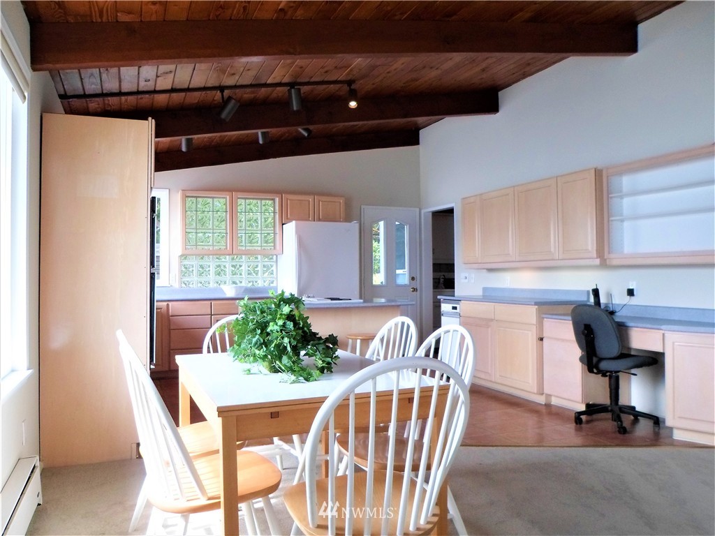 259 Ferry Road Lopez Island, WA 98261 - Photo 17 of 18
