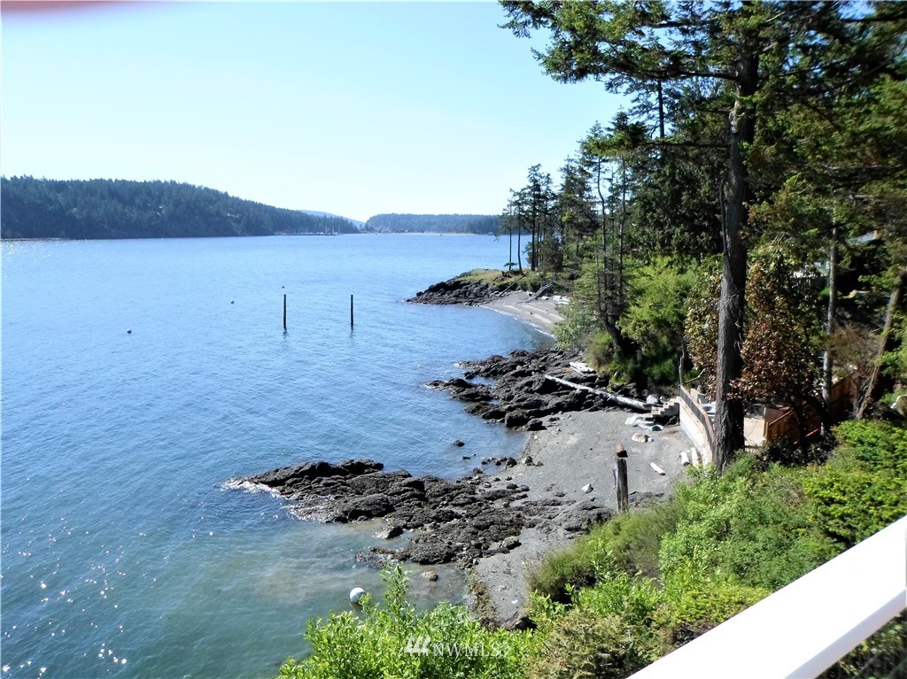 259 Ferry Road Lopez Island, WA 98261 - Photo 6 of 18