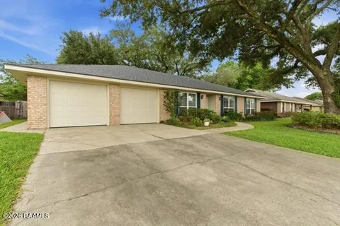 $310,000 | 203 Alyene Drive, Lafayette, LA 70506