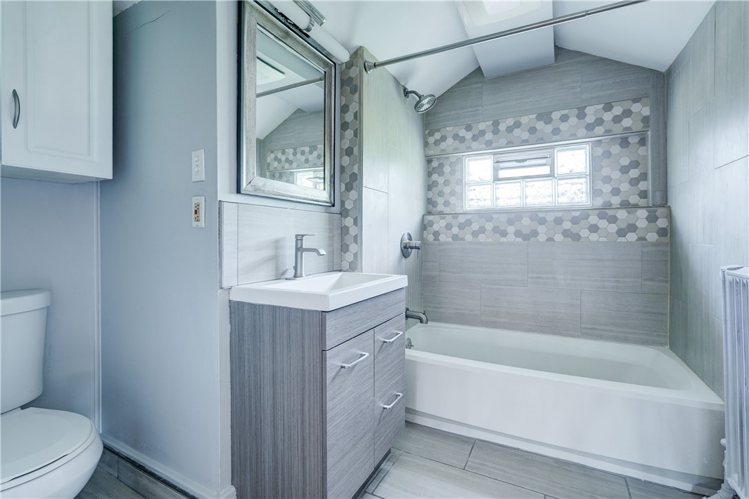 948 Culver Road, Unit 4 Rochester, NY 14609 - Photo 10 of 11