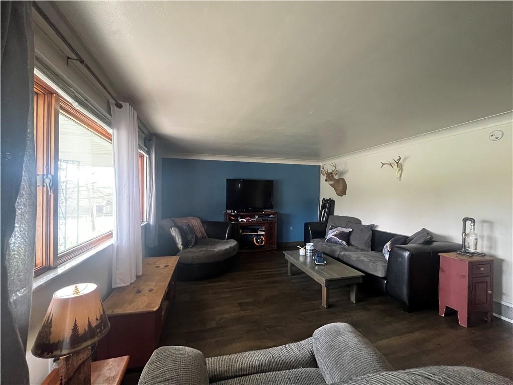 2741 Highway 982 Mount Pleasant, PA 15666 - Photo 8 of 28