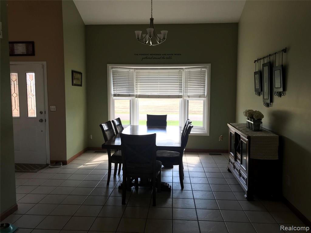 2232 Lasalle Road Monroe, MI 48162 - Photo 11 of 48