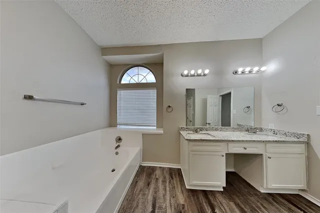 $2,400 | 1011 Silver Spruce Drive, Arlington, TX 76001