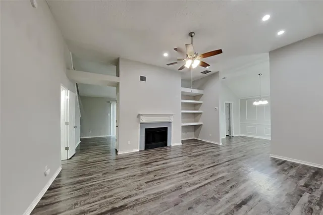 $2,400 | 1011 Silver Spruce Drive, Arlington, TX 76001