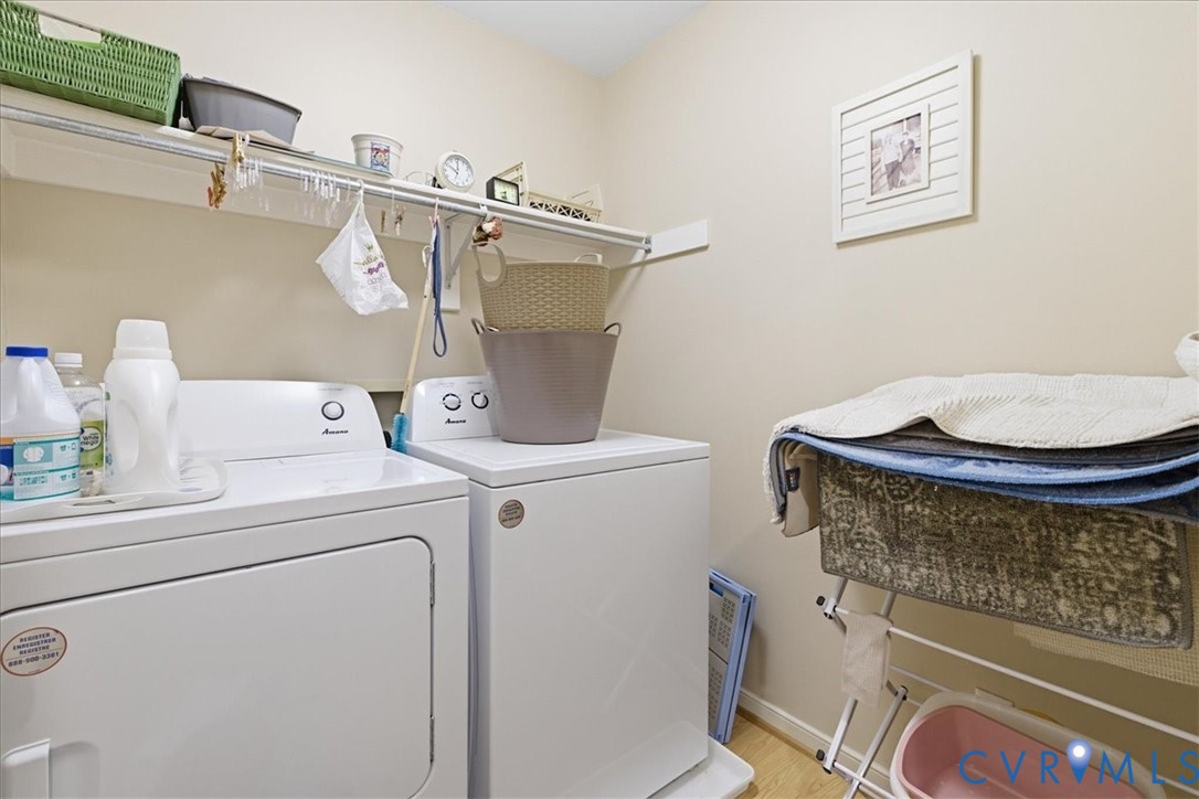 4099 Doe Run Road Hopewell, VA 23860 - Photo 14 of 36 Laundry room