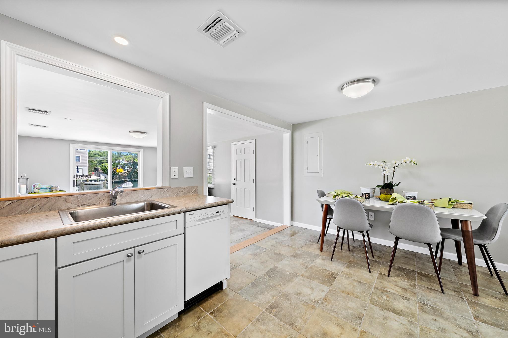 9 Amherst Road Long Beach Township, NJ 08006 - Photo 9 of 39 Gallery Image 9