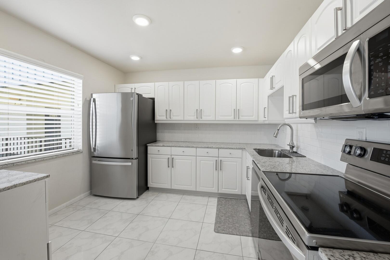 563 Piedmont Way Delray Beach, FL 33484 - Photo 15 of 39 563 piedmont l14
