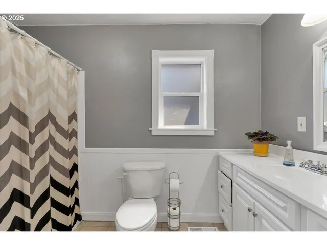 $499,900 | 174 Steelhammer Road, Silverton, OR 97381