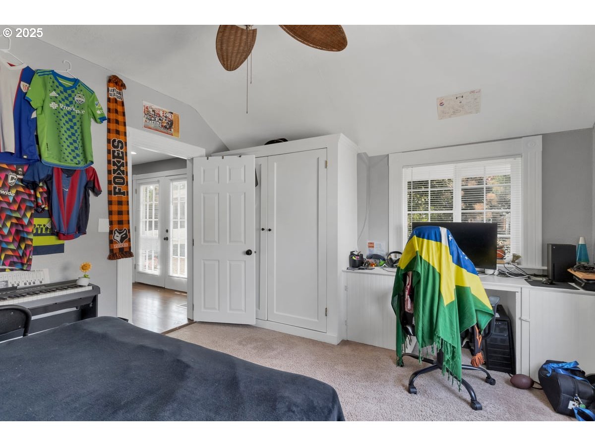 174 Steelhammer Road Silverton, OR 97381 - Photo 23 of 42