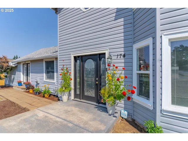 $499,900 | 174 Steelhammer Road, Silverton, OR 97381