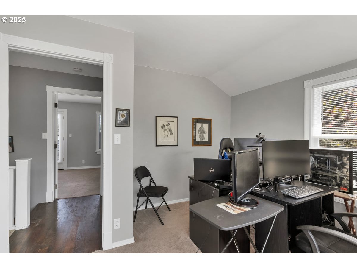 174 Steelhammer Road Silverton, OR 97381 - Photo 31 of 42