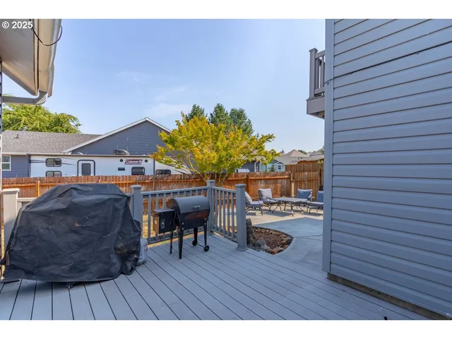 $499,900 | 174 Steelhammer Road, Silverton, OR 97381