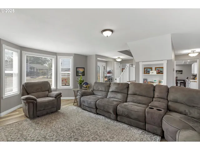 $499,900 | 174 Steelhammer Road, Silverton, OR 97381