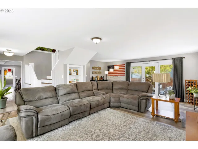 $499,900 | 174 Steelhammer Road, Silverton, OR 97381