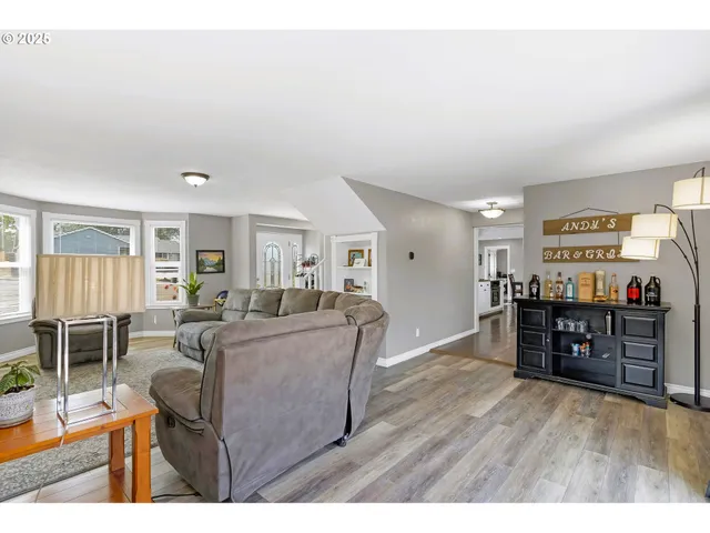 $499,900 | 174 Steelhammer Road, Silverton, OR 97381