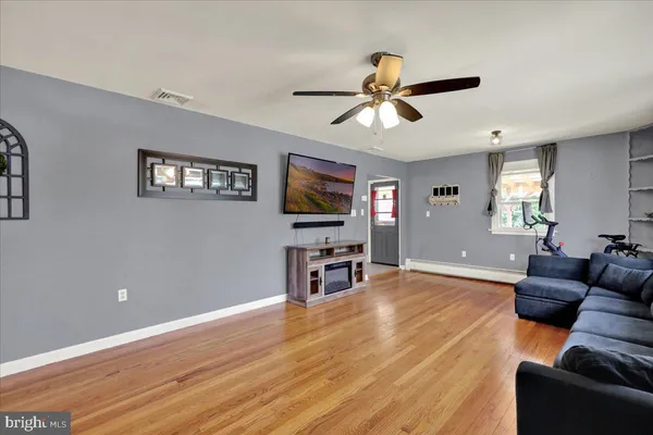 $339,900 | 815 North 22nd Street, Allentown, PA 18104