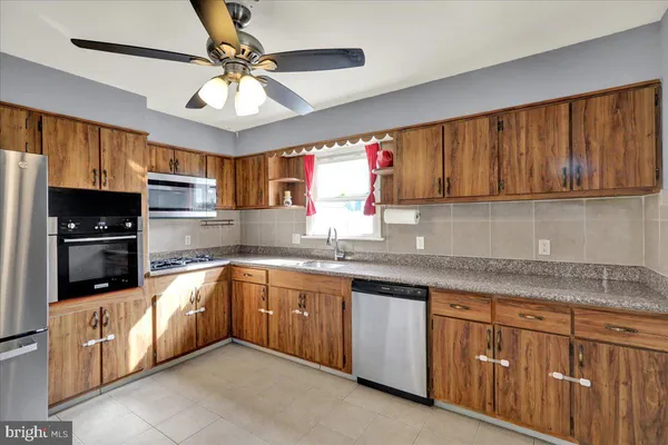 $339,900 | 815 North 22nd Street, Allentown, PA 18104