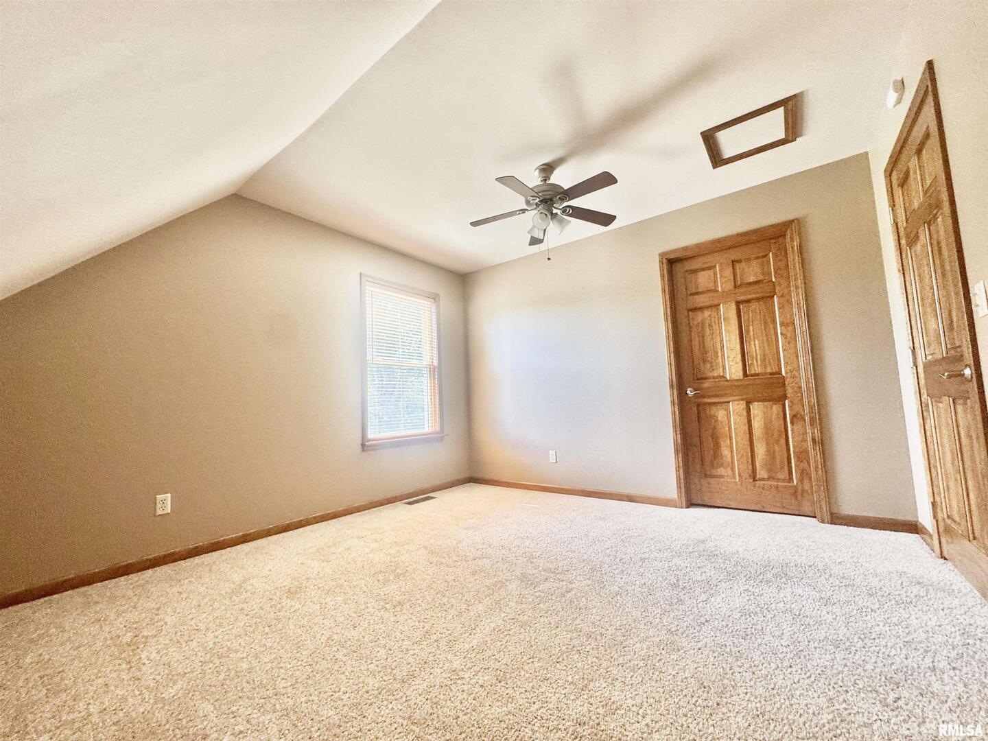 602 South 4th Street Dahlgren, IL 62828 - Photo 27 of 38